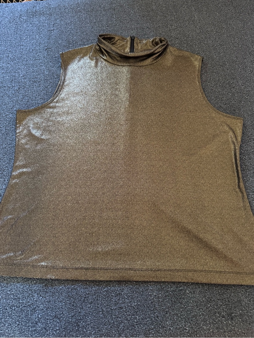 Laura Ashley Metallic Shimmer Gold Mock Neck Shell Top Size XL - Picture 3 of 8